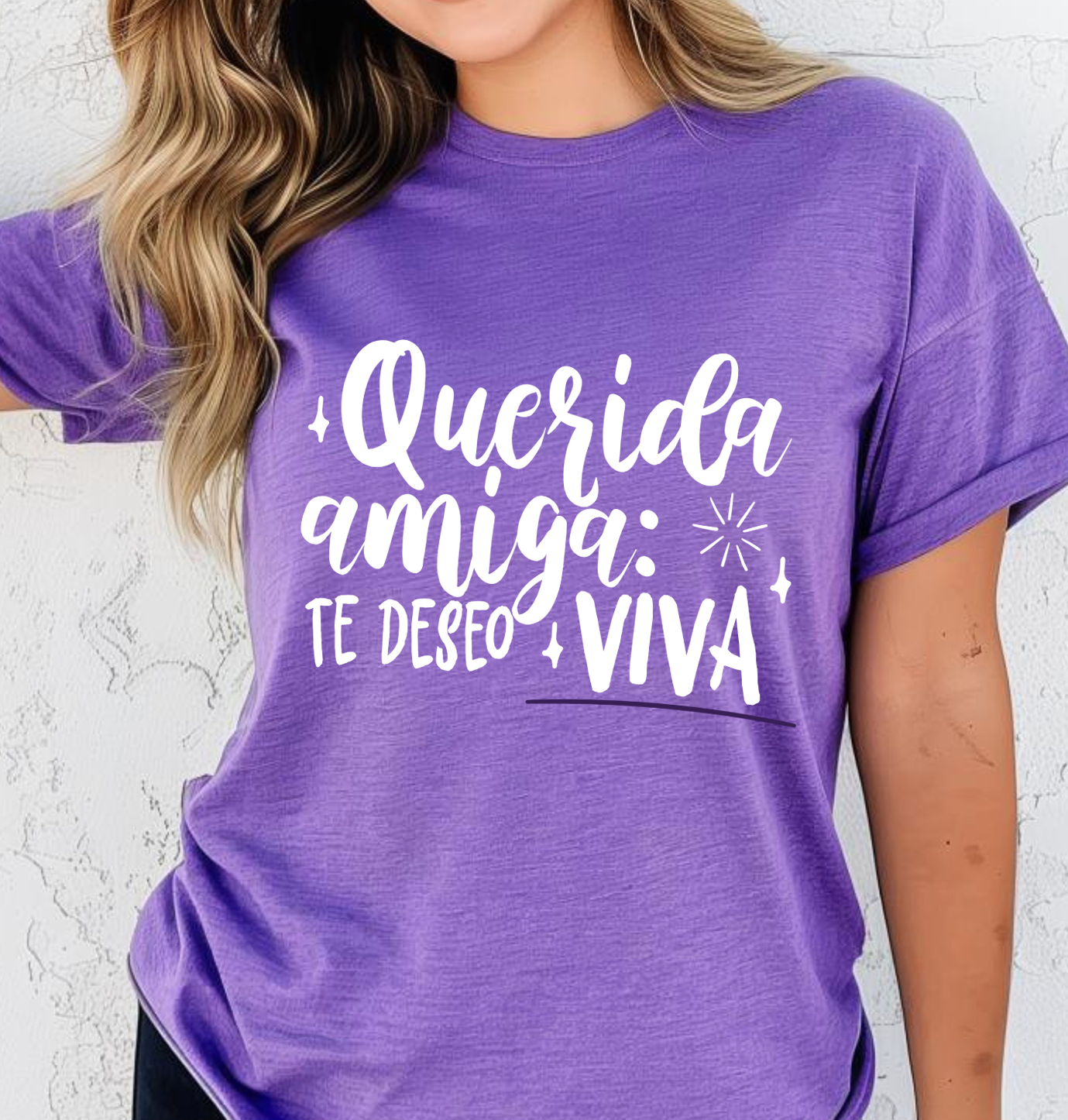 Blusa morada querida amiga te deseo viva.
