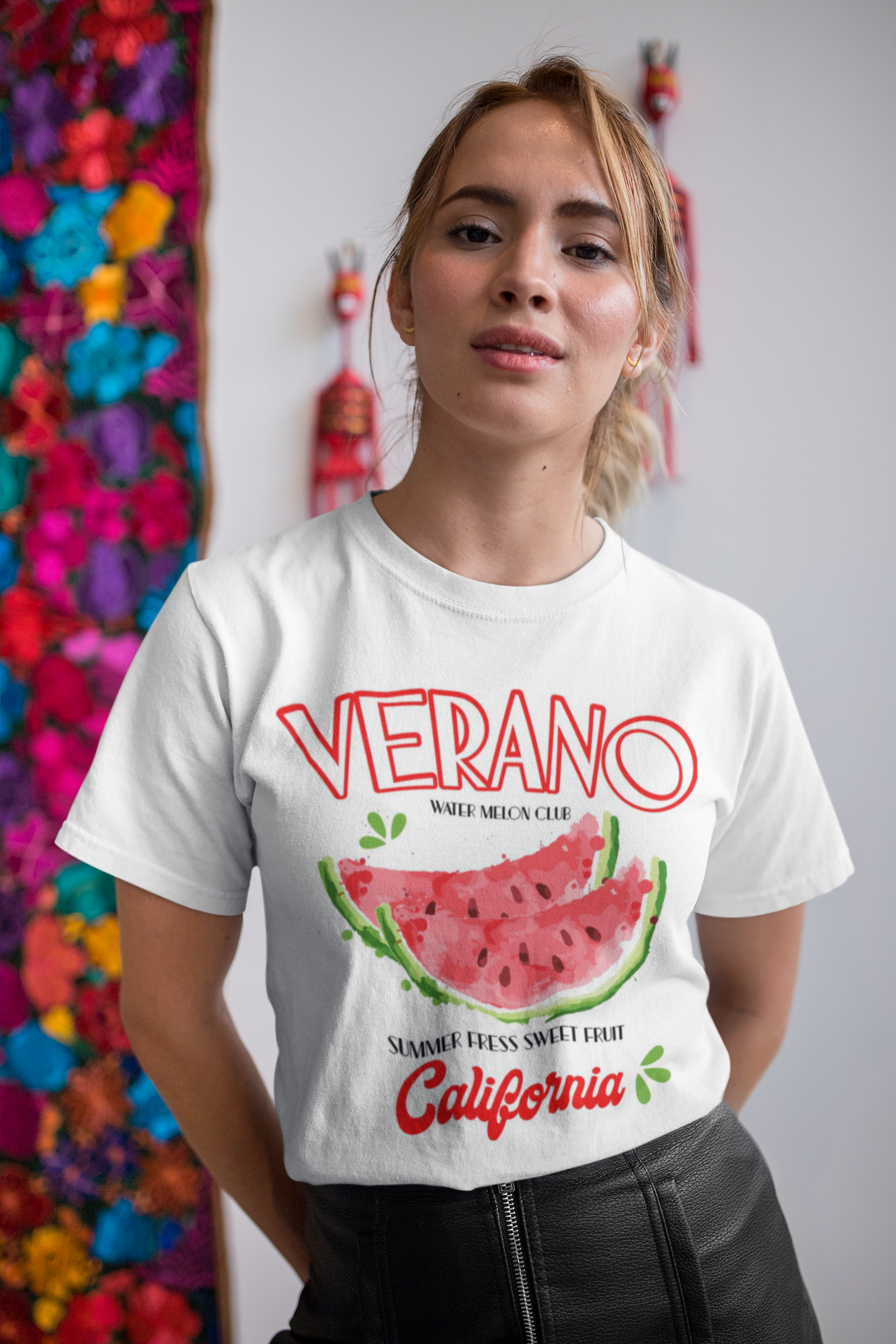Playera blanca verano sandía
