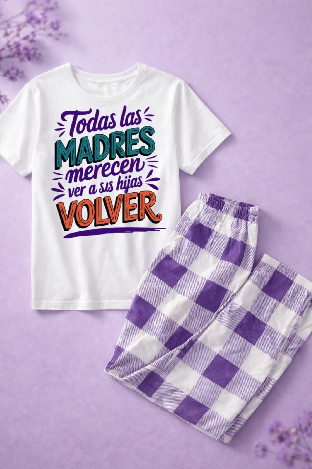 Pijama blanca y lila todas las madres merecen ver a sus hijas volver