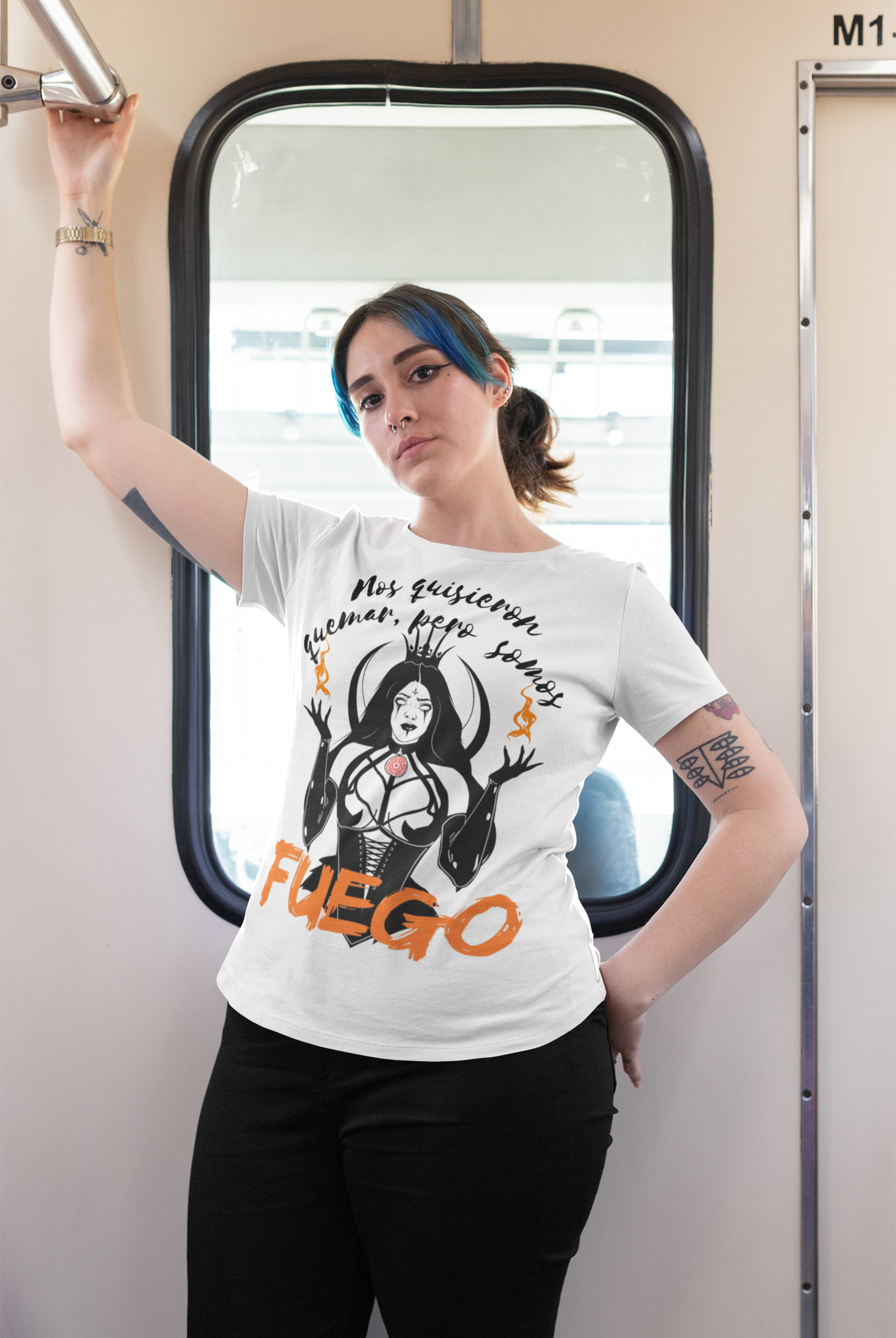 Playera nos quisieron quemar pero somos fuego.