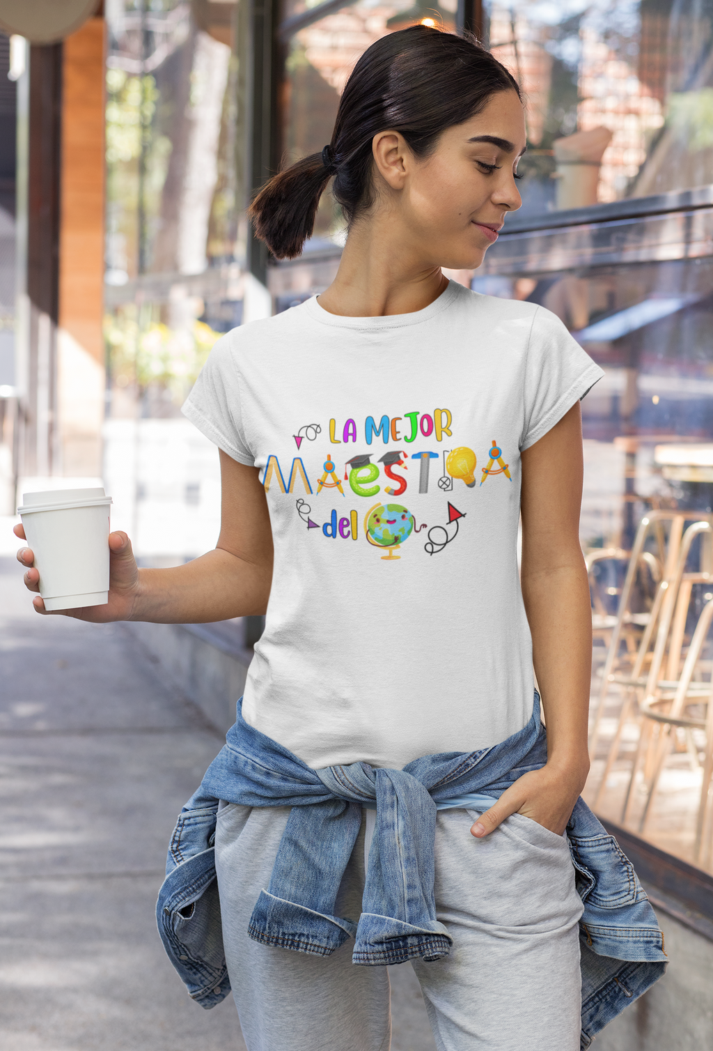 Playera blanca la mejor maestra del mundo