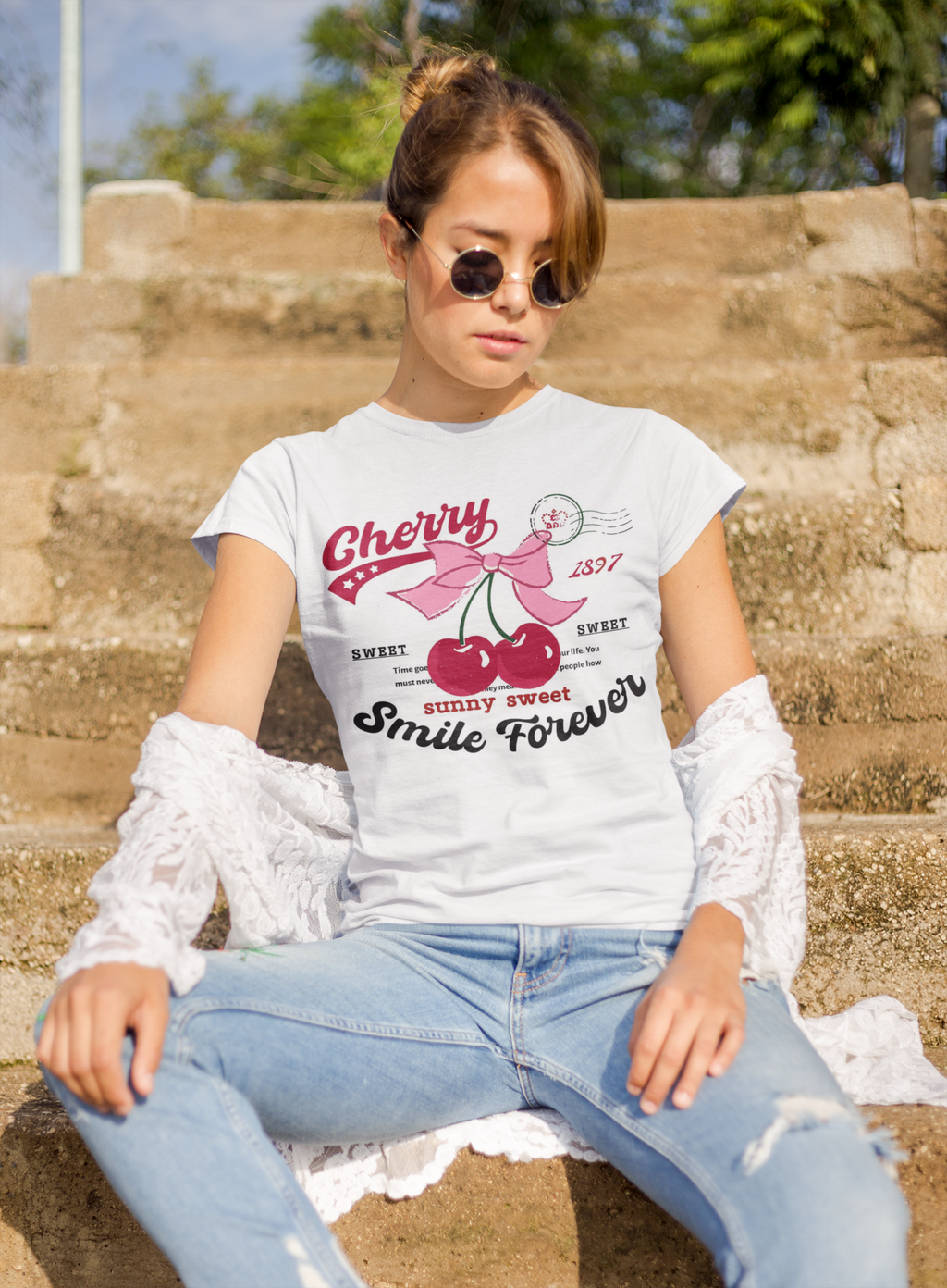 Playera blanca cherry smile forever